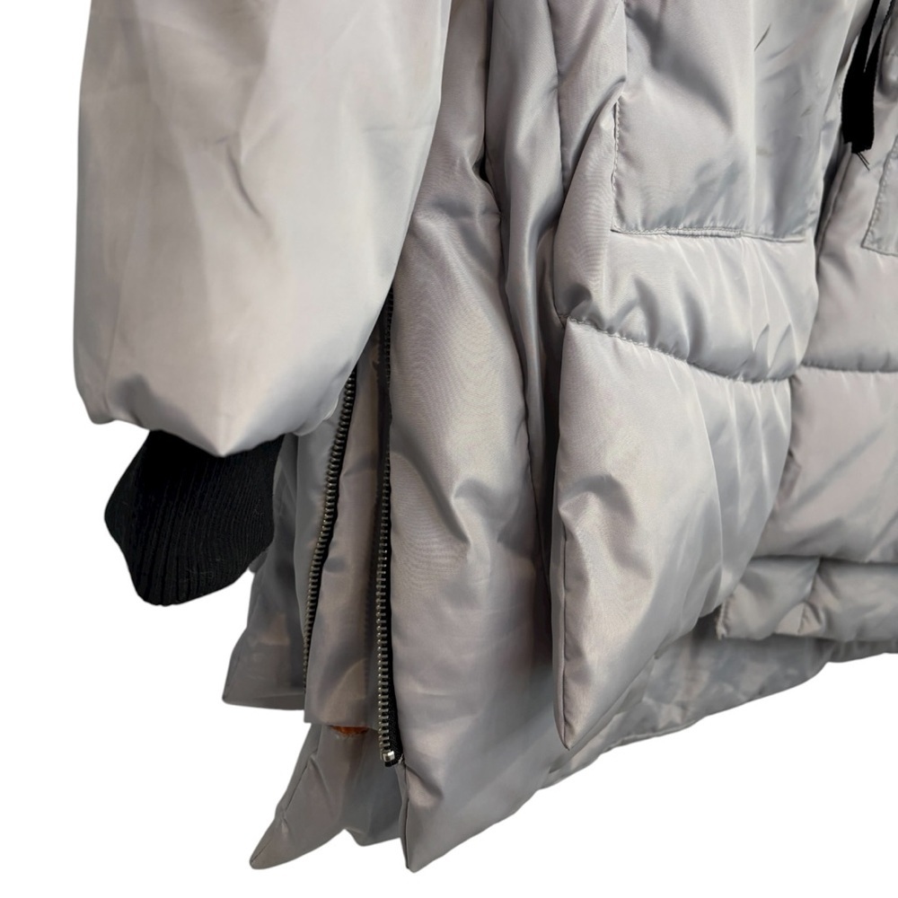 Cl Sono Light Gray Hooded Puffer Jacket with Fur Lined Hood - Picture 5 of 13